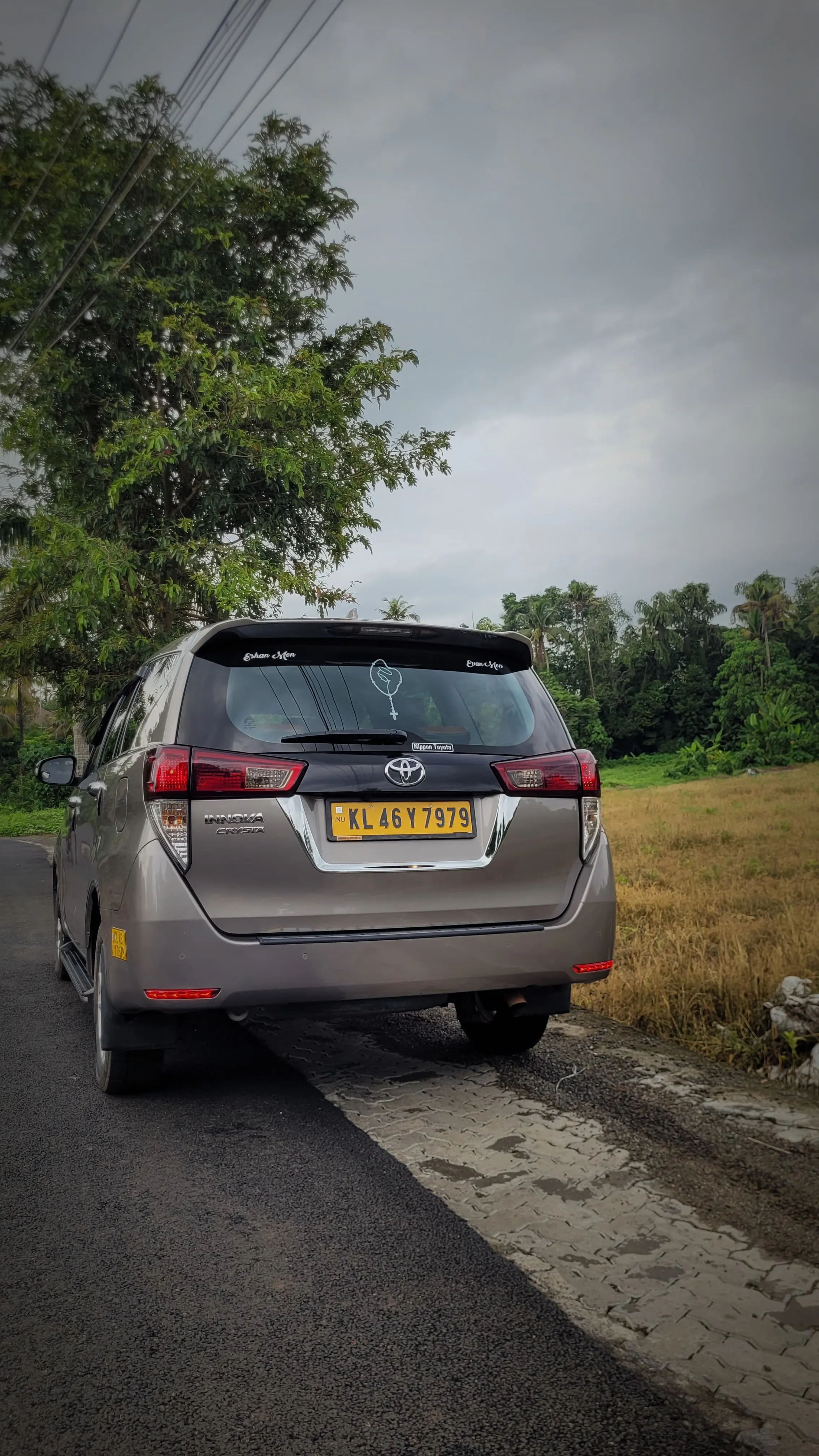 Toyota Innova Crysta Bronze